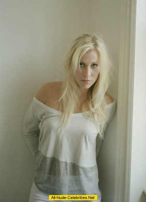 Natasha bedingfield nude 742X1024 jpeg