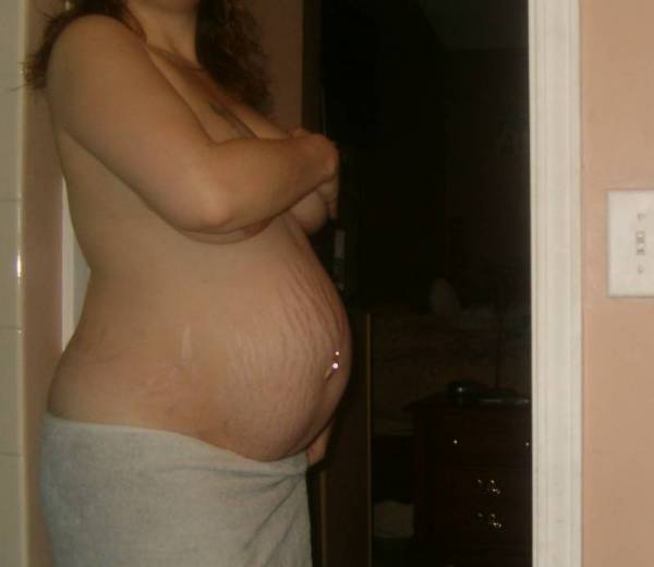Baby at 28 weeks pregnant full size