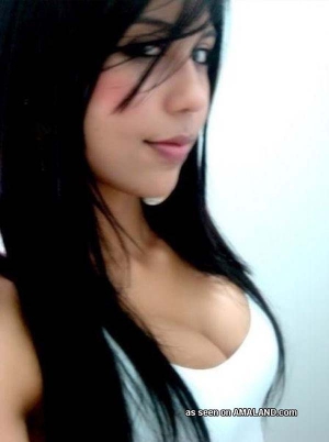 Latina hotties having sex 600X804 jpeg