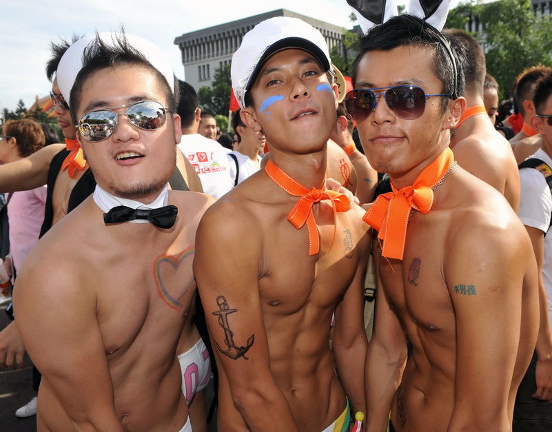 Taiwan gay pride parade full size