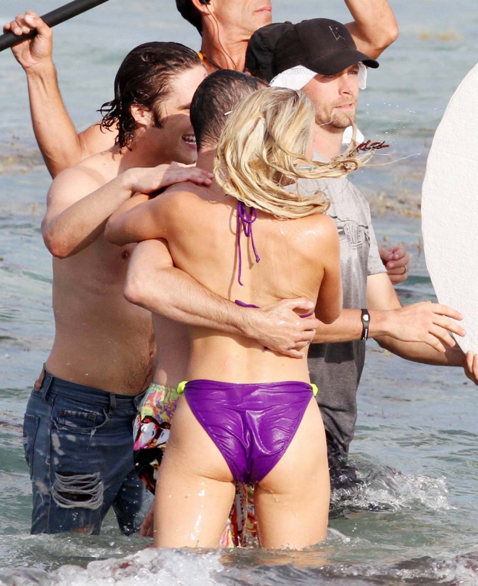 Julianne hough bikini ass full size