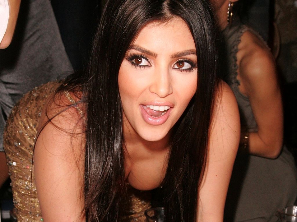 Kim kardashian tape full size