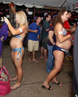 Pregnant bikini contest 511X640 jpeg