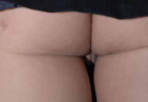 Britney spears no panty upskirt 800X553 jpeg
