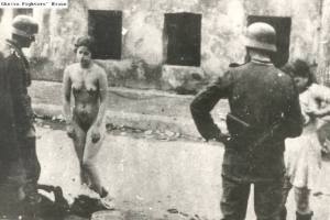 German nazis jewish women stripped holocaust 640X427 jpeg