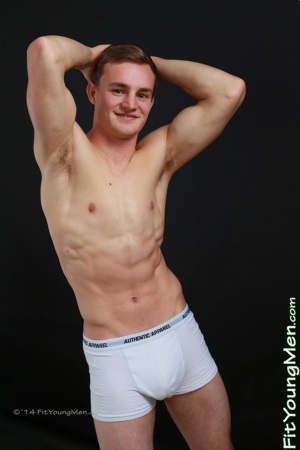 Gay naked male sportsmen 640X960 jpeg