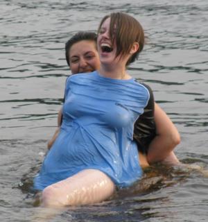 Braless wet shirt nipples 960X1026 jpeg