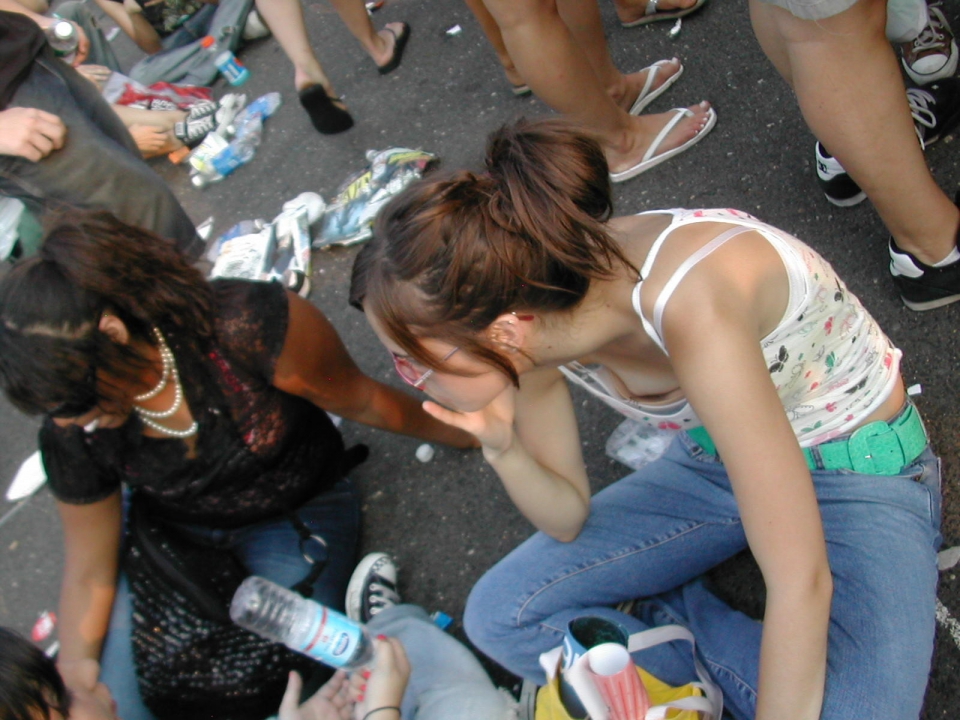Downblouse oops full size