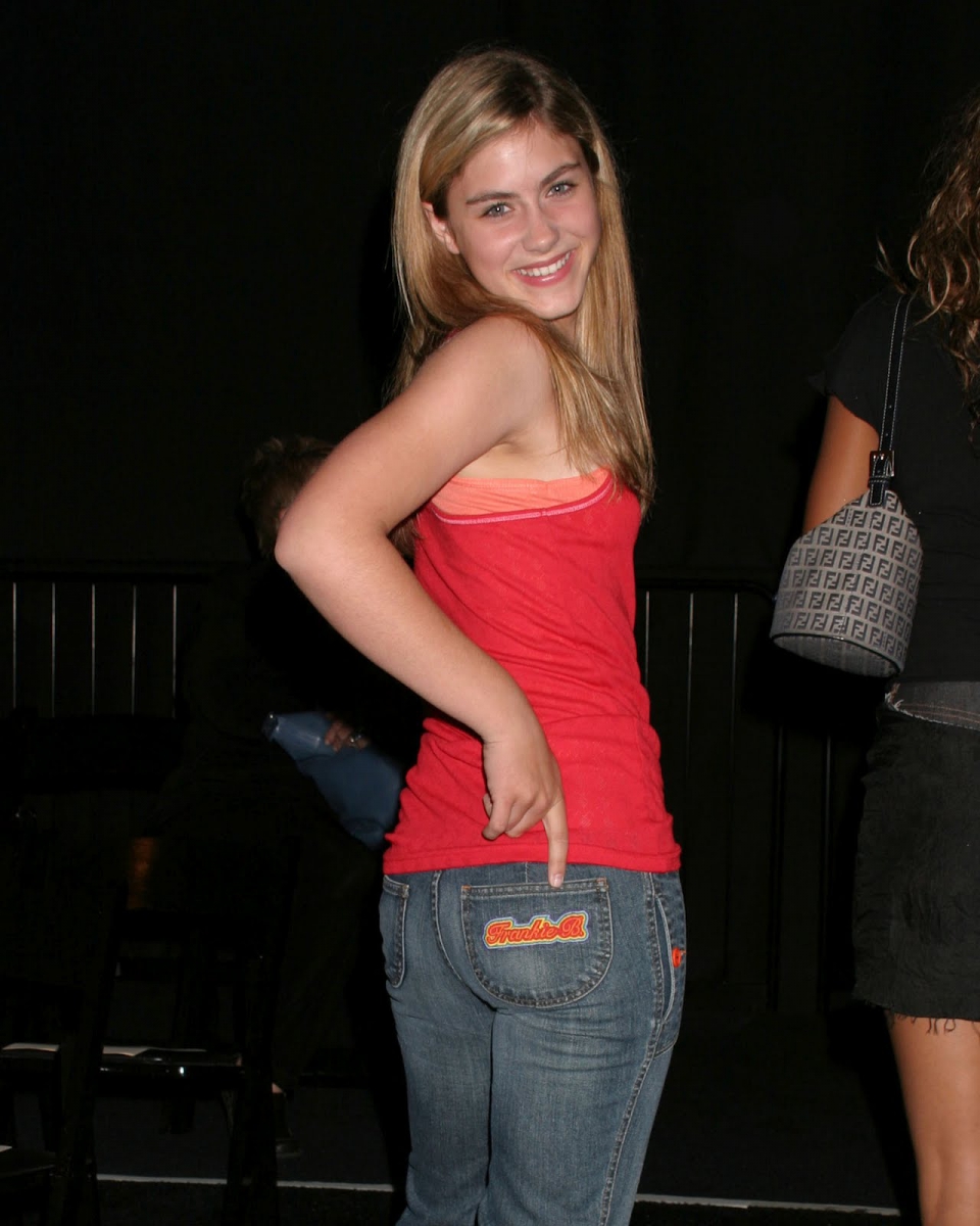 Caitlin wachs full size