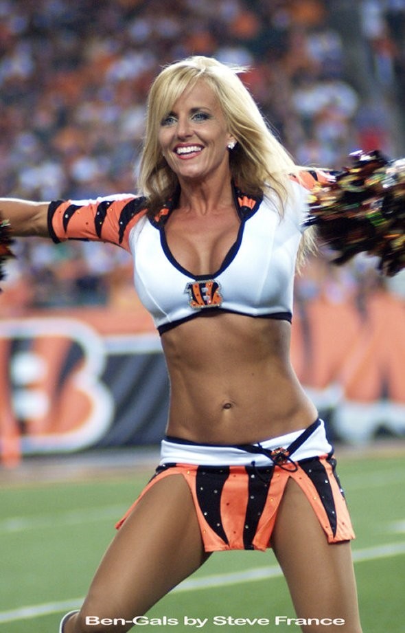Nfl cheerleader porn full size