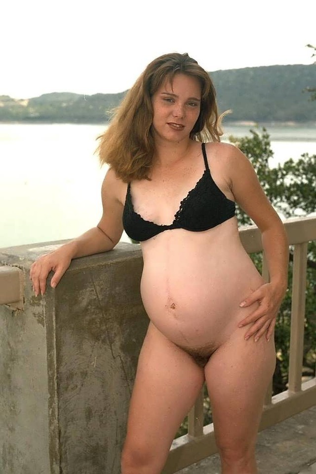 Nude pregnant black women full size